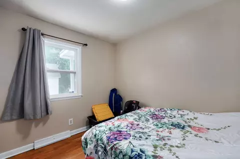 Bedroom - 2021 W Olive St, Springfield, MO 65802 photo 1 of 4