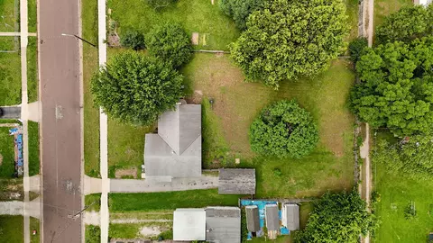 View/Area - 2021 W Olive St, Springfield, MO 65802 photo 2 of 3