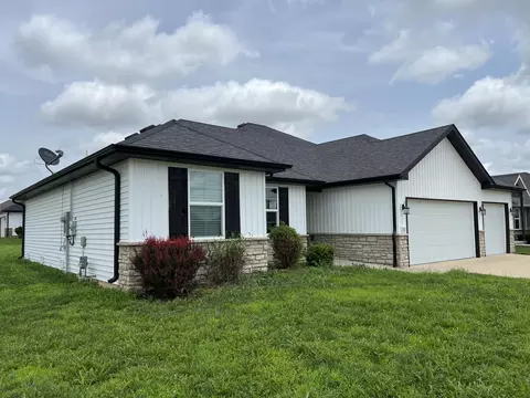 Exterior - 2803 E Auburn Hills St, Republic, MO 65738 photo 2 of 4