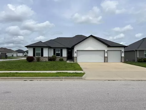 2803 E Auburn Hills St, Republic, MO 65738