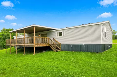 Exterior - 7918 W State Highway 86, Shell Knob, MO 65747 photo 7 of 10