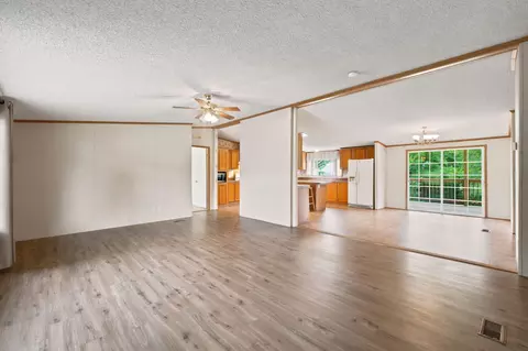 Living - 7918 W State Highway 86, Shell Knob, MO 65747 photo 1 of 5