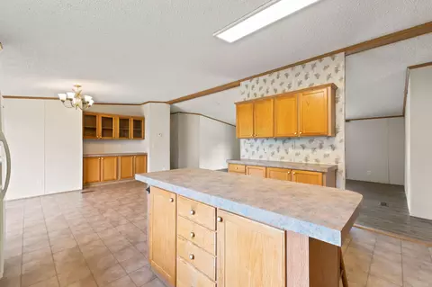 Kitchen - 7918 W State Highway 86, Shell Knob, MO 65747 photo 4 of 4