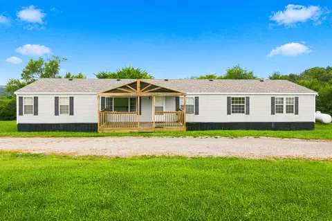 Exterior - 7918 W State Highway 86, Shell Knob, MO 65747 photo 3 of 10