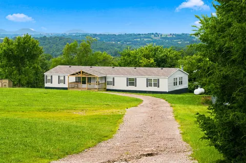 Exterior - 7918 W State Highway 86, Shell Knob, MO 65747 photo 6 of 10