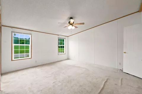 Bedroom - 7918 W State Highway 86, Shell Knob, MO 65747 photo 1 of 5