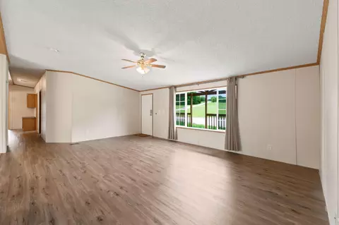 Living - 7918 W State Highway 86, Shell Knob, MO 65747 photo 2 of 5