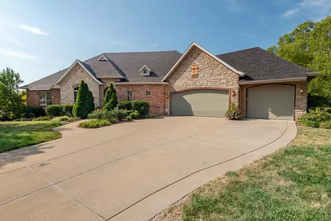 Exterior - 4515 S Forest Ave, Springfield, MO 65810 photo 2 of 28