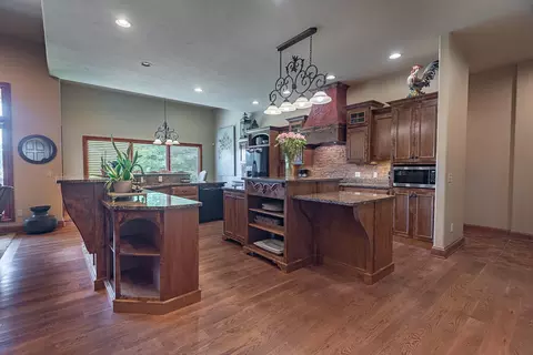 Kitchen - 4515 S Forest Ave, Springfield, MO 65810 photo 2 of 13