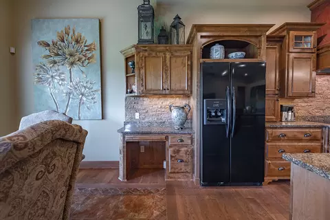 Kitchen - 4515 S Forest Ave, Springfield, MO 65810 photo 9 of 13