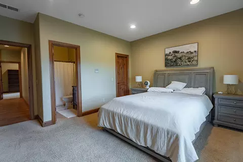 Bedroom - 4515 S Forest Ave, Springfield, MO 65810 photo 7 of 9