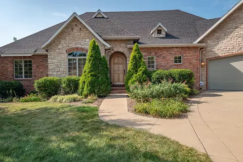 Exterior - 4515 S Forest Ave, Springfield, MO 65810 photo 3 of 28