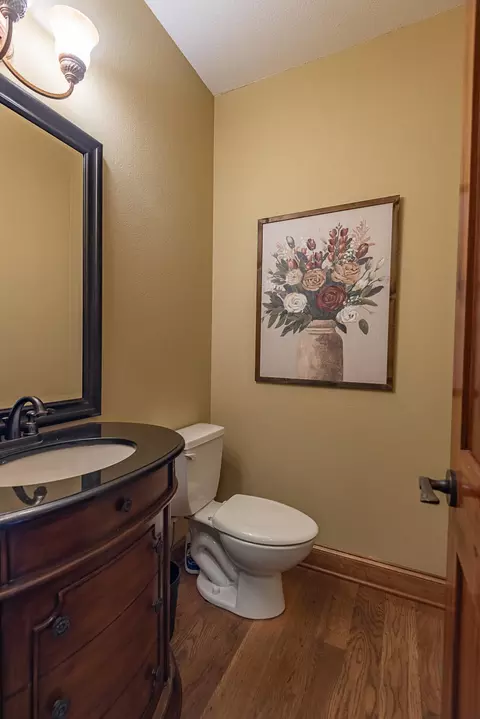 Bath - 4515 S Forest Ave, Springfield, MO 65810 photo 1 of 10