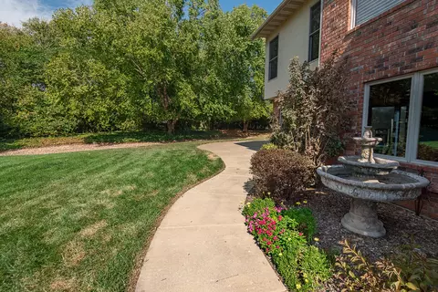 Exterior - 4515 S Forest Ave, Springfield, MO 65810 photo 24 of 28