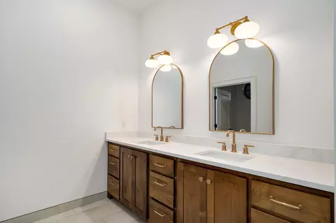 Bath - 6019 S Dollison Ave, Springfield, MO 65810 photo 1 of 5