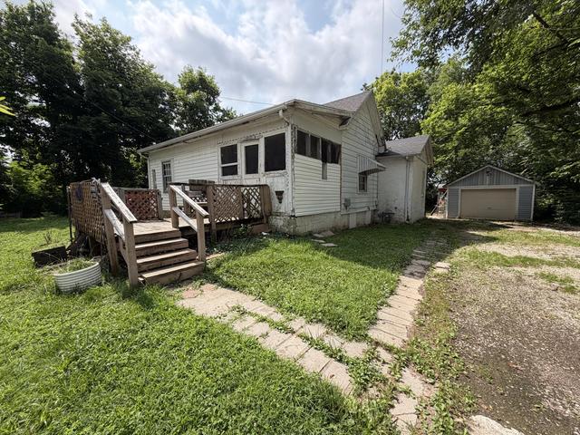 1218 E Locust St, Springfield, MO 65803