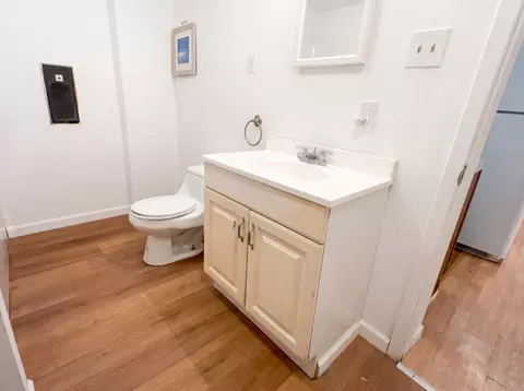 Bath - 120 Jade Rd, Rocky Mount, MO 65072 photo 2 of 2