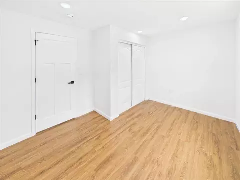 Bedroom - 214 S Locust St, Buffalo, MO 65622 photo 7 of 7