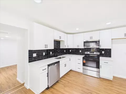 Kitchen - 214 S Locust St, Buffalo, MO 65622 photo 5 of 5