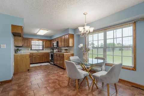 Dining - 2841 E Normandy St, Springfield, MO 65804 photo 1 of 3