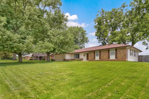 Exterior - 2841 E Normandy St, Springfield, MO 65804 photo 10 of 10