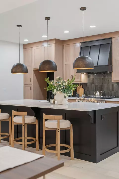 Kitchen - 1834 E Skyline Ave, Ozark, MO 65721 photo 9 of 14
