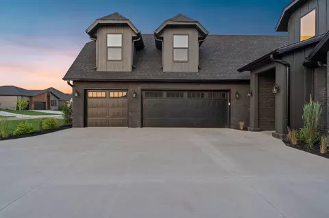 Exterior - 1834 E Skyline Ave, Ozark, MO 65721 photo 1 of 4