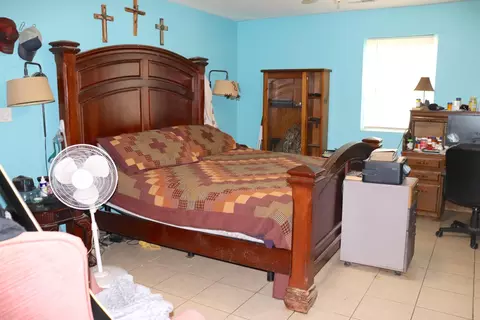 Bedroom - 207 Royal Dr, Marshfield, MO 65706 photo 2 of 4