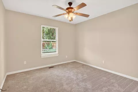 Bedroom - 2009 E Warwick Dr, Ozark, MO 65721 photo 4 of 5