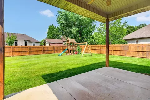 Exterior - 2009 E Warwick Dr, Ozark, MO 65721 photo 2 of 4