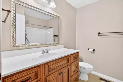 Bath - 2009 E Warwick Dr, Ozark, MO 65721 photo 2 of 2