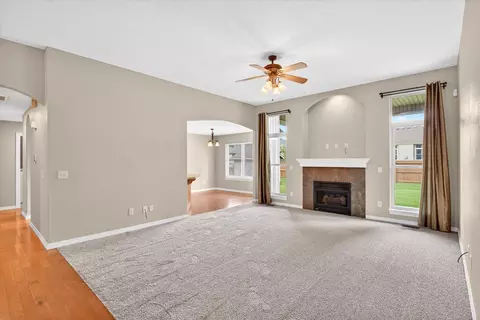 Living - 2009 E Warwick Dr, Ozark, MO 65721 photo 3 of 3
