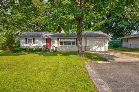 941 S Spring Park Blvd, Mount Vernon, MO 65712