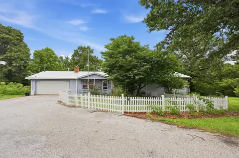 20202 Foliage Rd, Granby, MO 64844