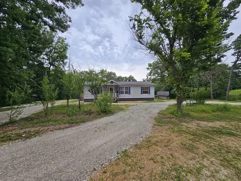 5426 State Highway H, Chadwick, MO 65629