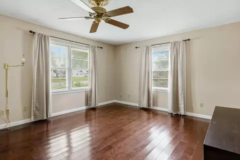 Living - 331 E Olive St, Bolivar, MO 65613 photo 1 of 1