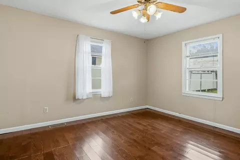 Bedroom - 331 E Olive St, Bolivar, MO 65613 photo 1 of 2