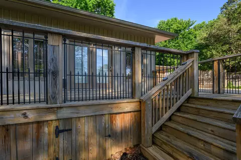Exterior - 2291 E Mirabeau St, Springfield, MO 65804 photo 9 of 14