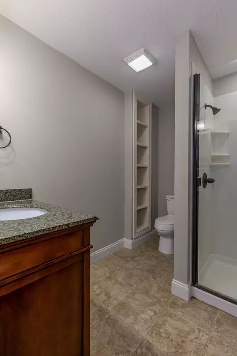 Bath - 2291 E Mirabeau St, Springfield, MO 65804 photo 5 of 9