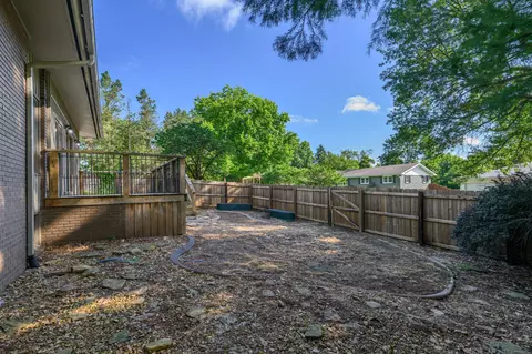 Exterior - 2291 E Mirabeau St, Springfield, MO 65804 photo 11 of 14