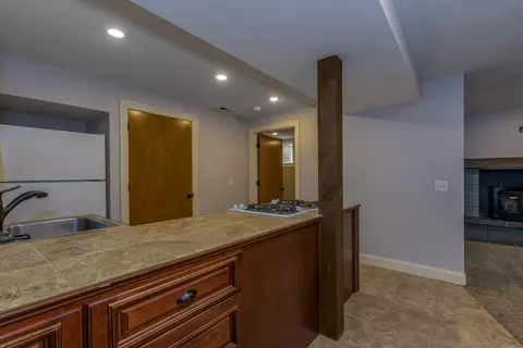 Kitchen - 2291 E Mirabeau St, Springfield, MO 65804 photo 3 of 5