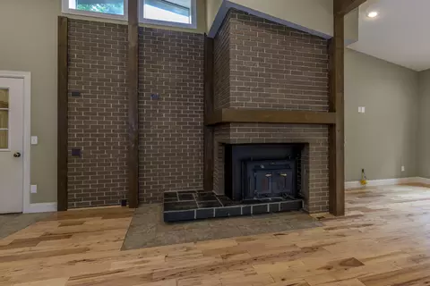Living - 2291 E Mirabeau St, Springfield, MO 65804 photo 8 of 10