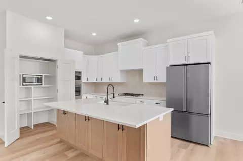 Kitchen - 2033 E Will St, Republic, MO 65738 photo 2 of 3