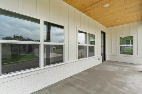 Exterior - 2033 E Will St, Republic, MO 65738 photo 10 of 11