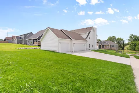 Exterior - 2033 E Will St, Republic, MO 65738 photo 8 of 11
