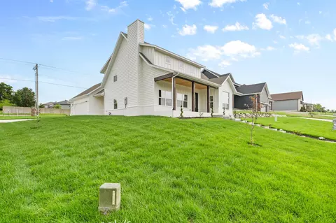 Exterior - 2033 E Will St, Republic, MO 65738 photo 2 of 11