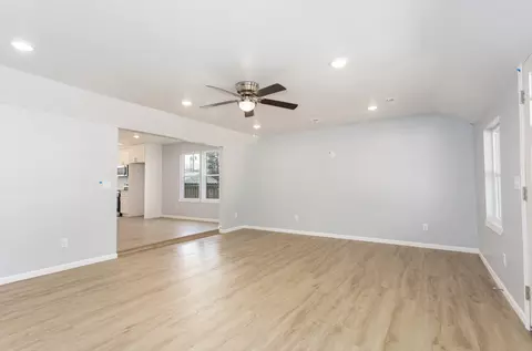 Living - 1220 E University St, Springfield, MO 65804 photo 2 of 4