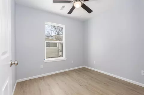 Bedroom - 1220 E University St, Springfield, MO 65804 photo 3 of 3