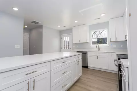 Kitchen - 1220 E University St, Springfield, MO 65804 photo 4 of 4