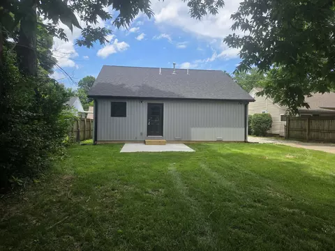 Exterior - 1220 E University St, Springfield, MO 65804 photo 2 of 4